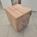 Ąžuolo spalvos stalčių blokas ant ratukų