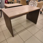 Ąžuolo spalvos 120 cm pločio darbo stalas